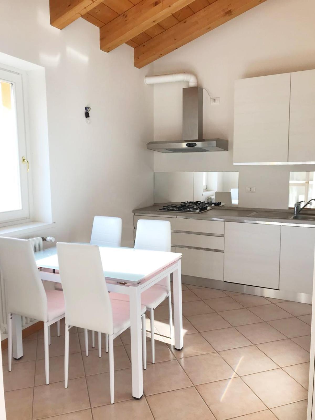The Pearl - Apartment With Terrace Perledo Екстер'єр фото
